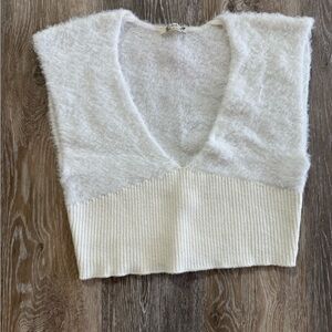 Free People Intimately - She Cute V Neck Crop Fuzzy Fleece Tank Top — S — White